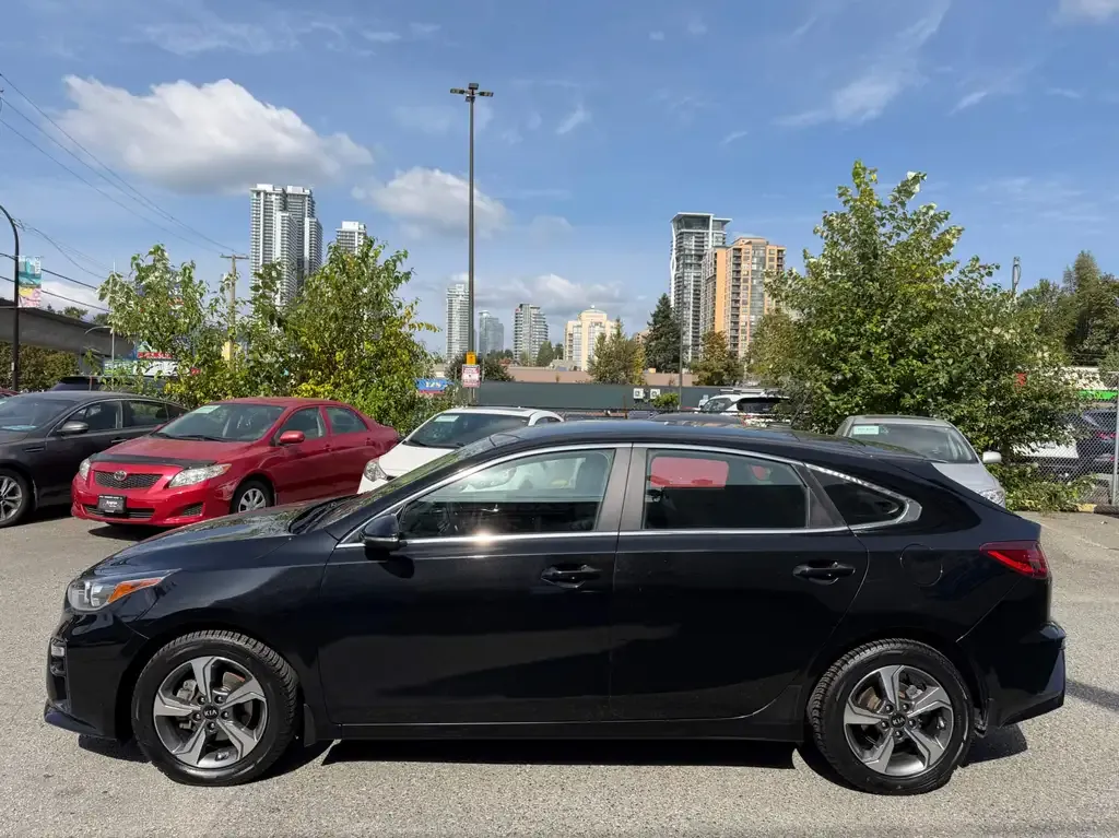 Kia Forte 2021 photo 3