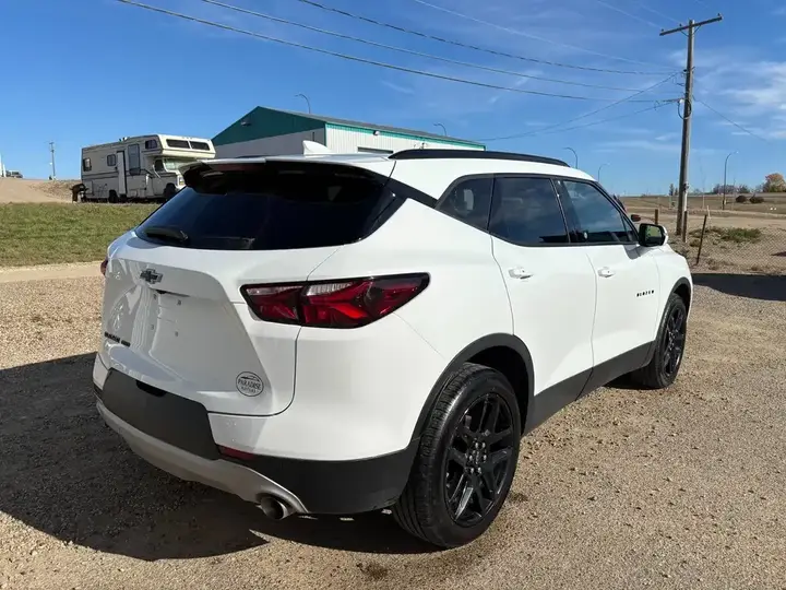 Chevrolet Blazer 2022 photo 5