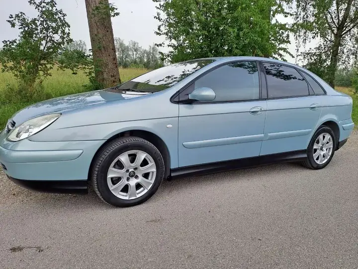 Citroen C5 2001 photo 2
