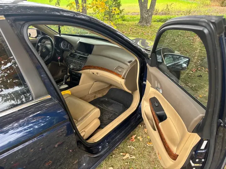 Honda Accord 2009 photo 3