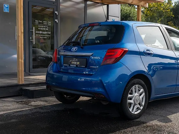 Toyota Yaris 2015 photo 4