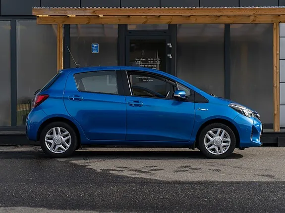 Toyota Yaris 2015 photo 5