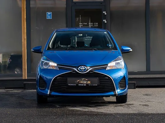 Toyota Yaris 2015 photo 2