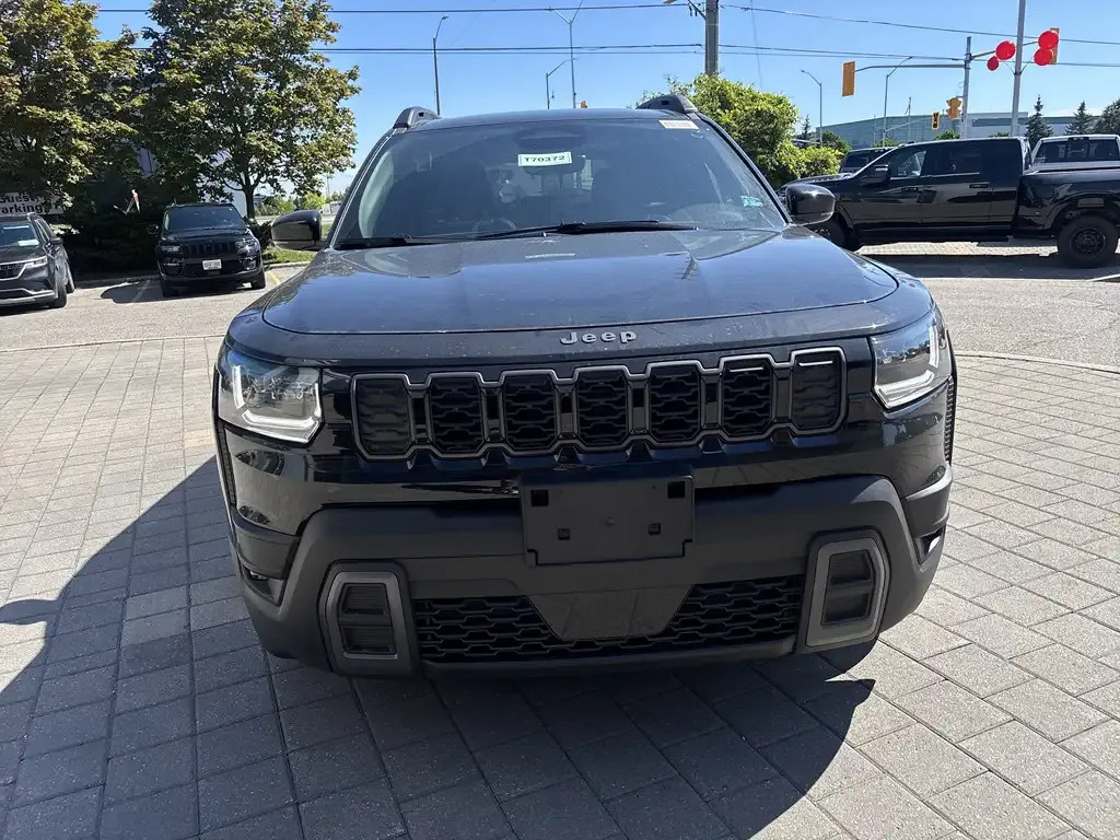 Jeep Cherokee 2026 photo 2