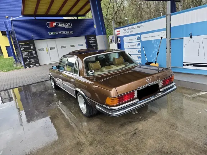 Mercedes-Benz S-Class 1977 photo 2