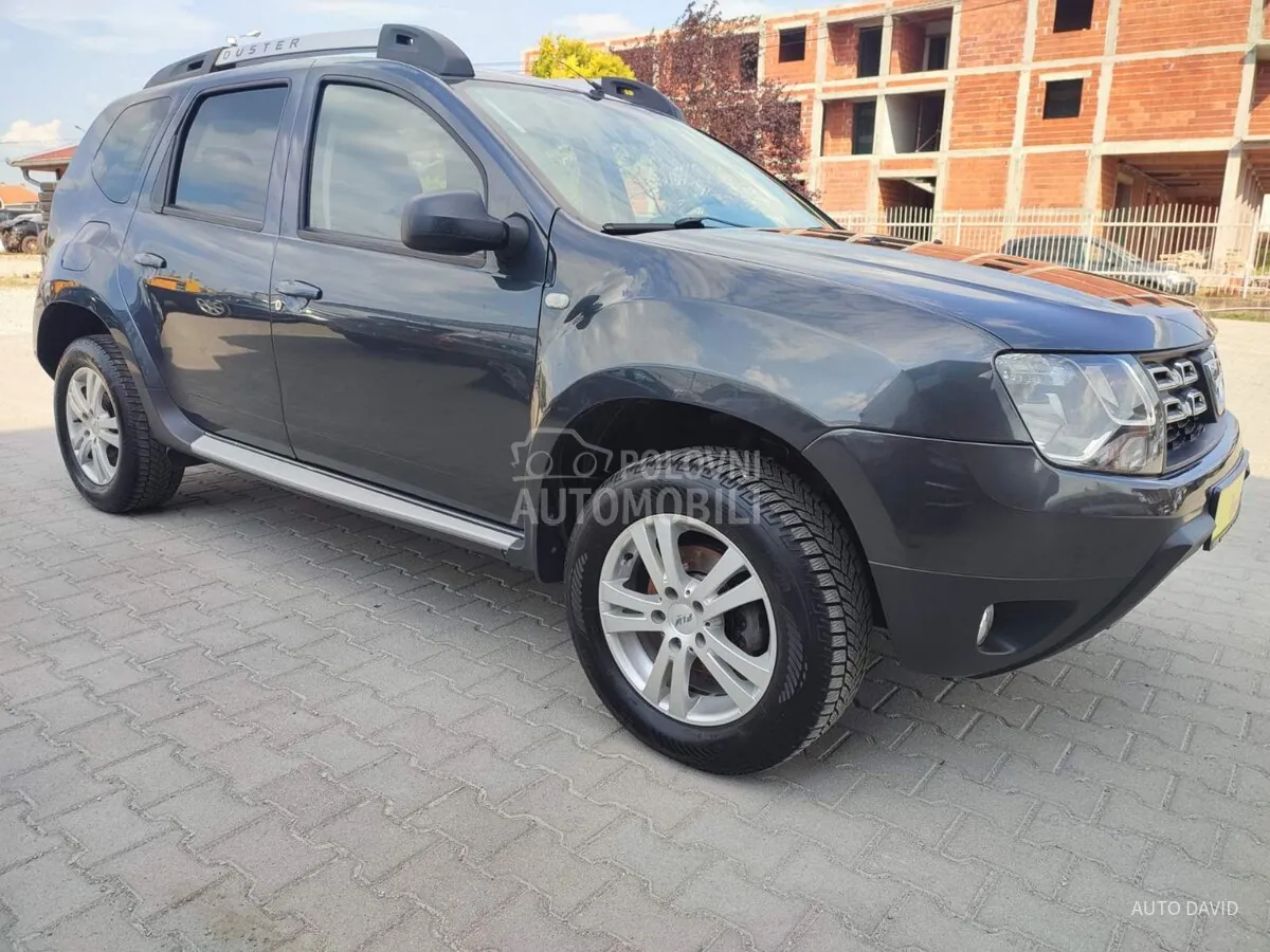 Dacia Duster 2014 photo 3
