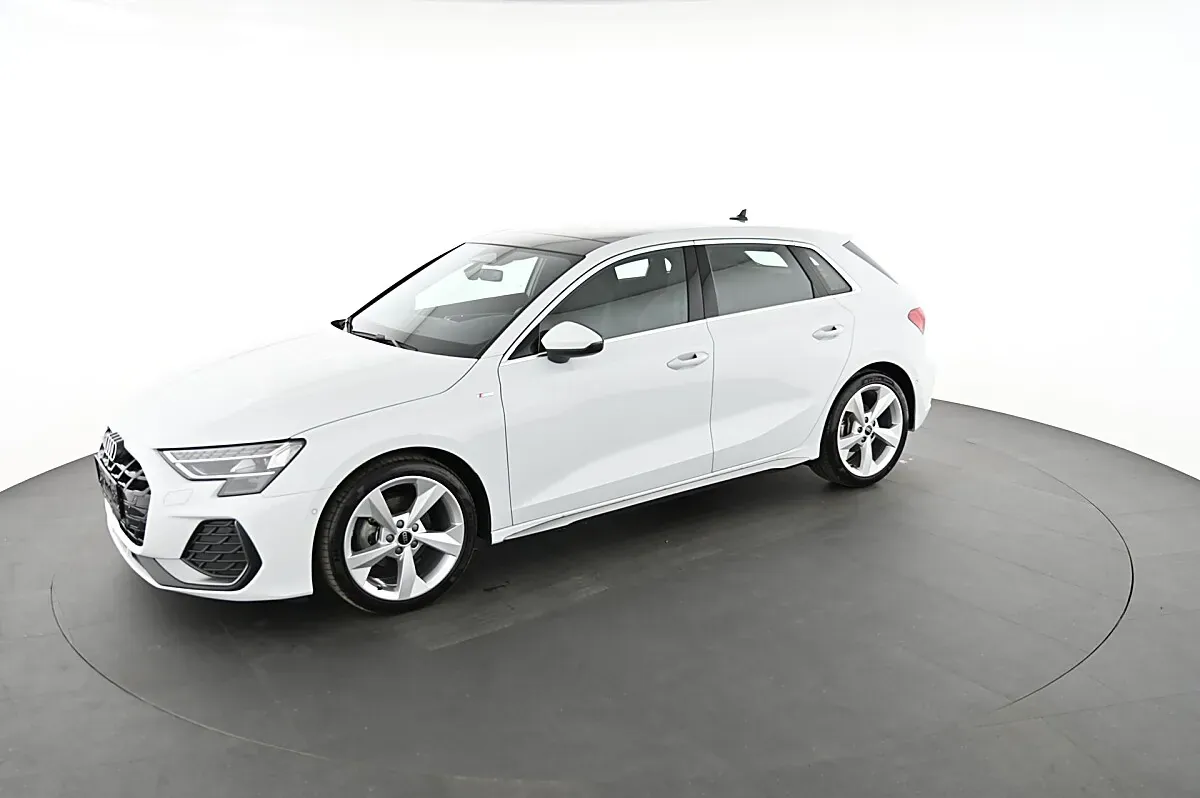 Audi A3 2025 photo 3