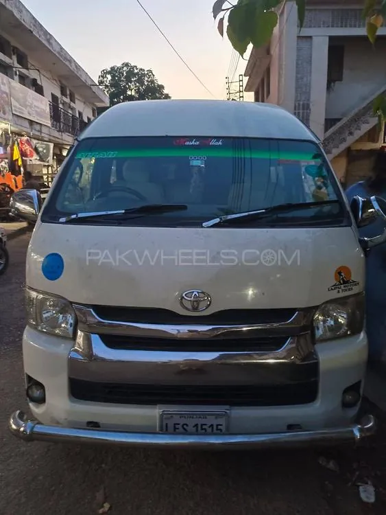 Toyota Hiace