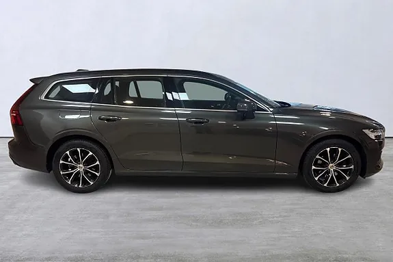Volvo V60 2022 photo 3