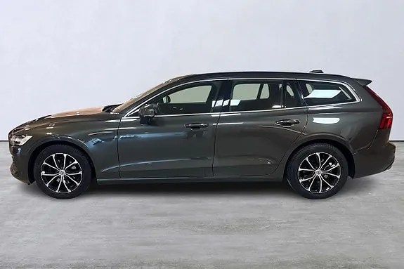 Volvo V60 2022 photo 2
