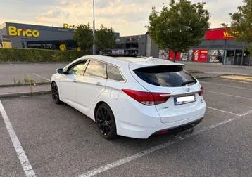 Hyundai I40