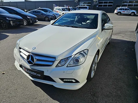 Mercedes-Benz E220 2011 photo 3