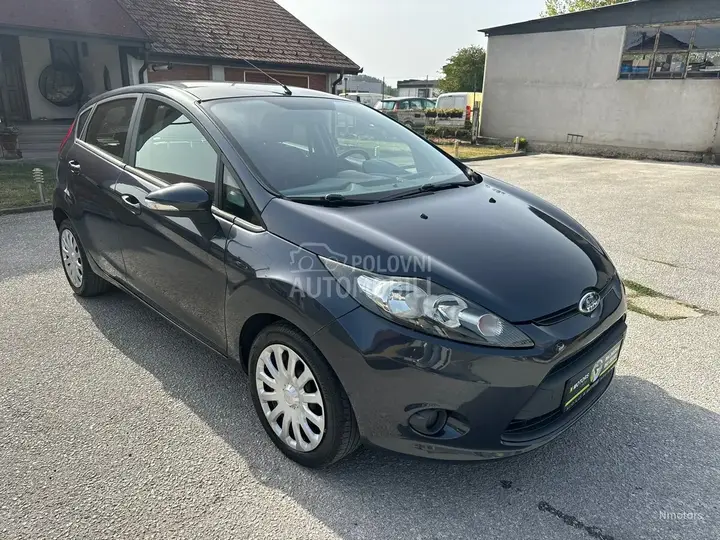 Ford Fiesta 2009 photo 4