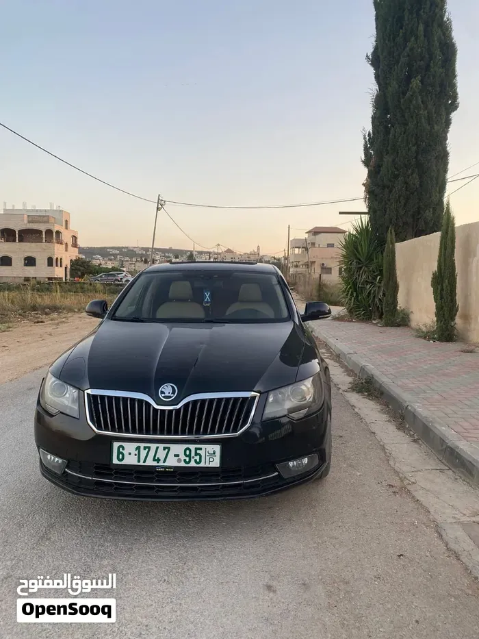 Skoda Superb 2014 photo 5