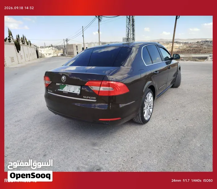 Skoda Superb 2014 photo 2
