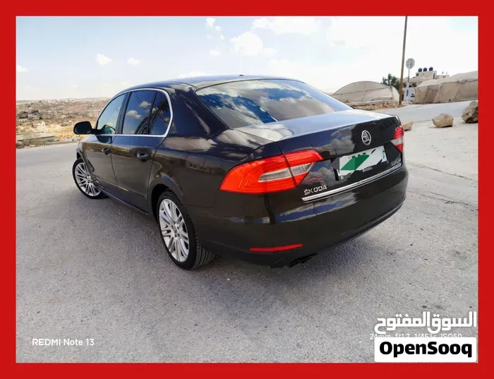 Skoda Superb 2014 photo 4