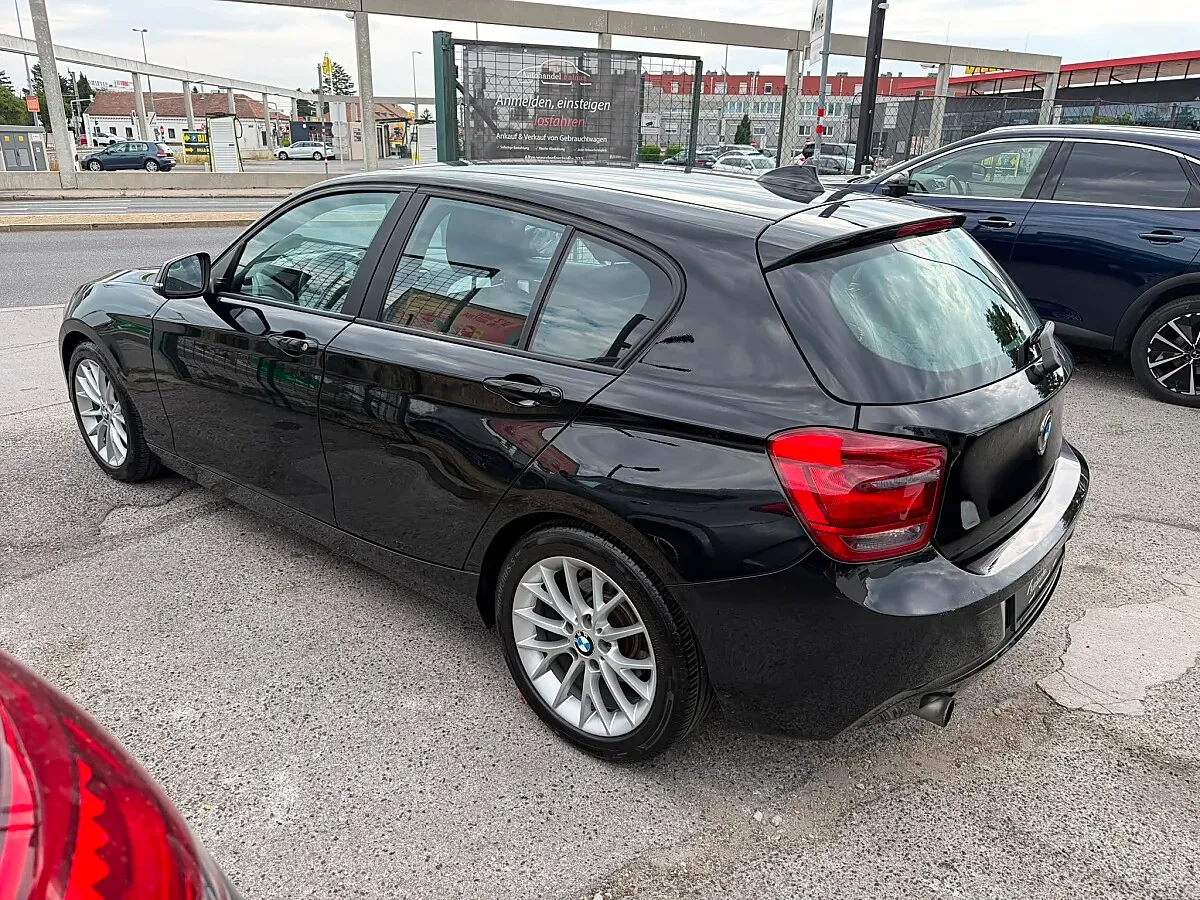 BMW 1 Series 2012 photo 2