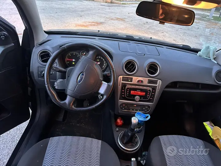 Ford Fusion 2009 photo 5