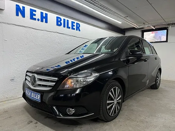 Mercedes-Benz B180