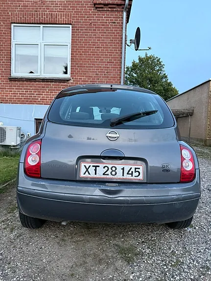 Nissan Micra 2005 photo 4