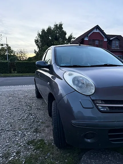 Nissan Micra 2005 photo 2