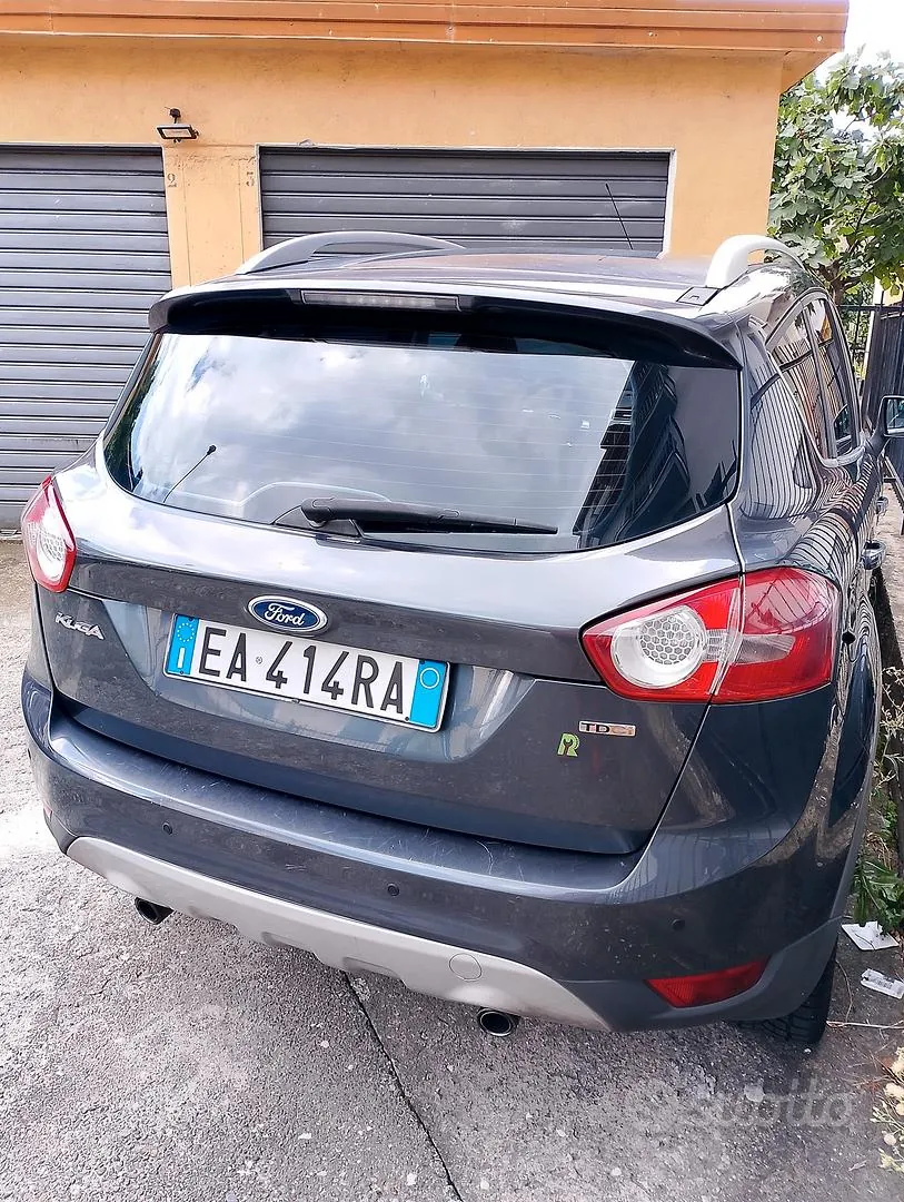 Ford Kuga 2010 photo 2