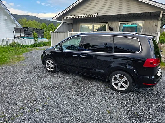 Volkswagen Sharan 2011 photo 5