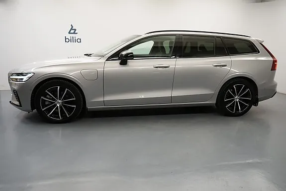 Volvo V60 2025 photo 2