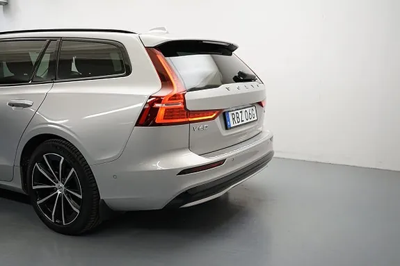 Volvo V60 2025 photo 3