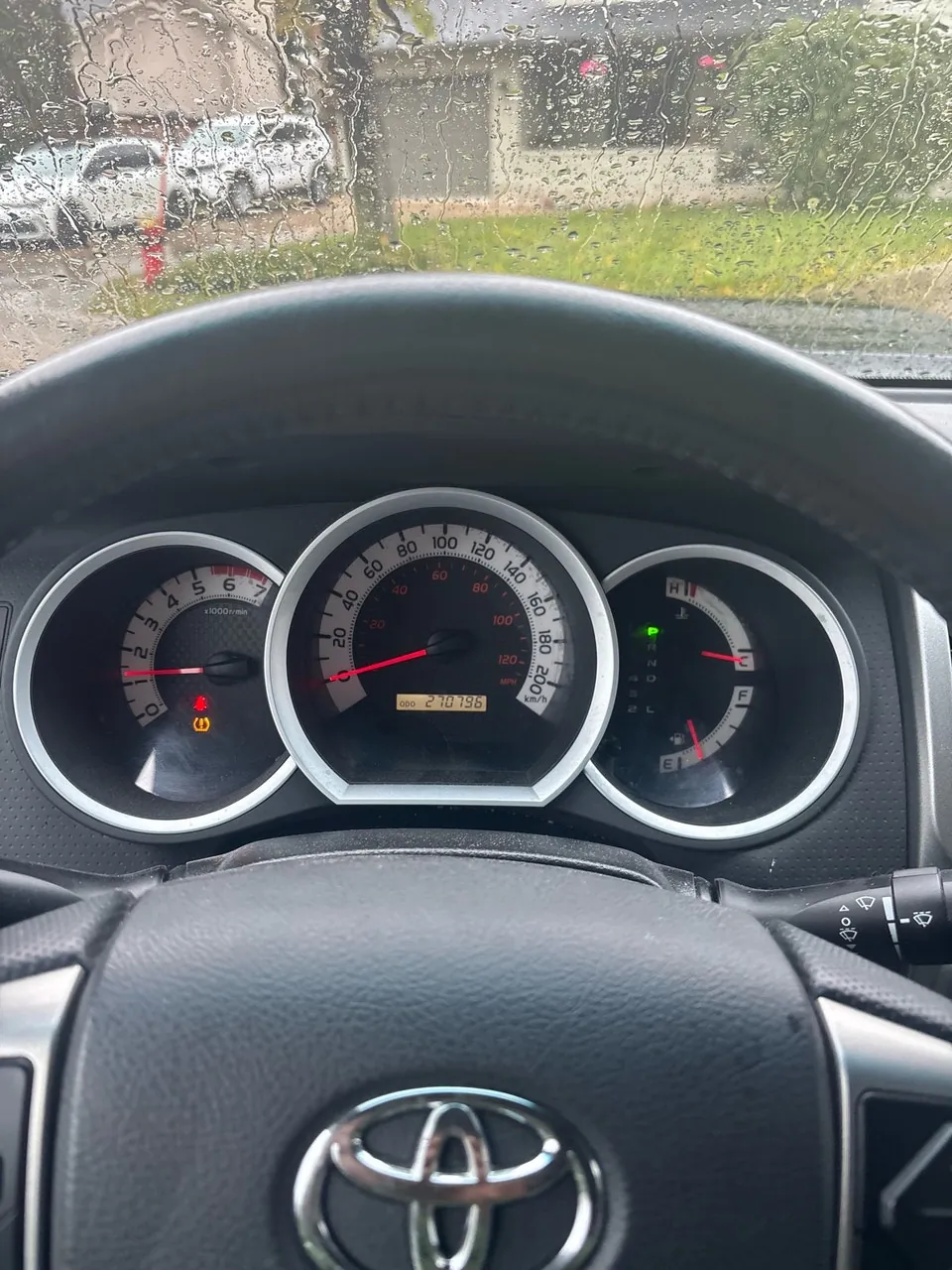 Toyota Tacoma 2015 photo 2