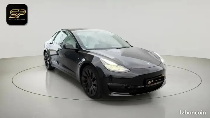 Tesla Model 3 2021 photo 2