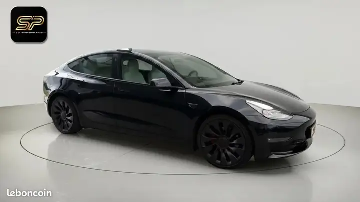 Tesla Model 3 2021 photo 3