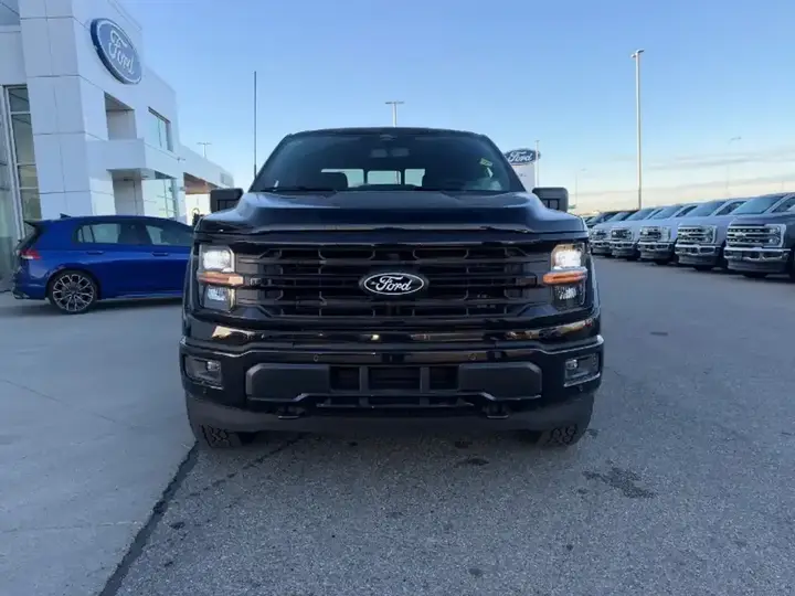 Ford F-150 2026 photo 2