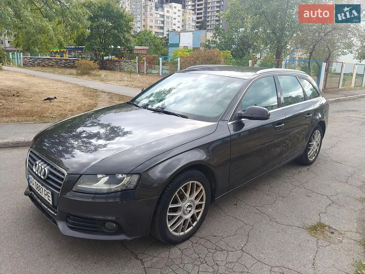 Audi A4 2010 photo 2