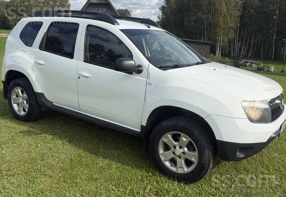 Dacia Duster 2012 photo 3