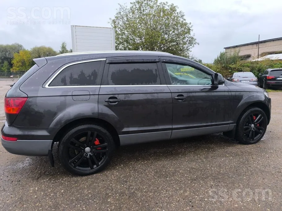 Audi Q7 2006 photo 4