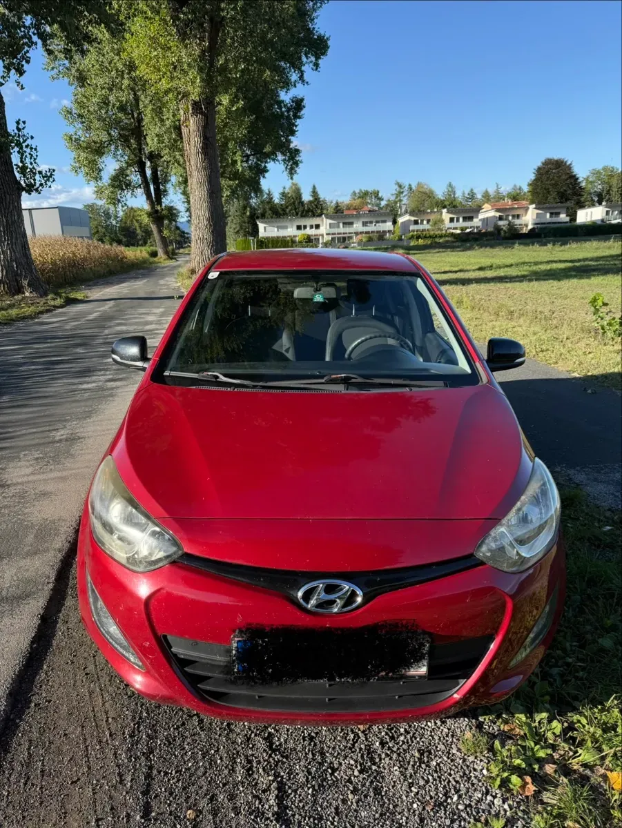 Hyundai I20