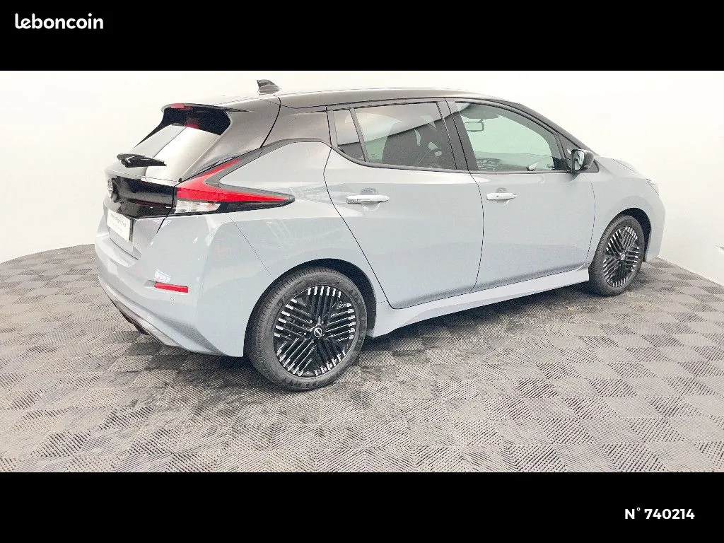 Nissan Leaf 2023 photo 4