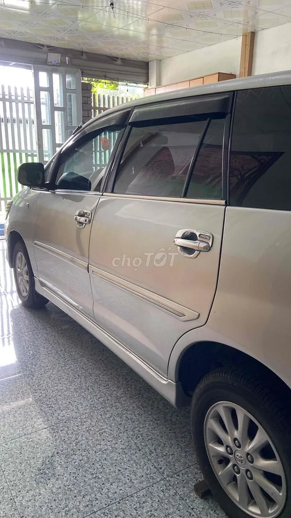 Toyota Innova 2013 photo 3
