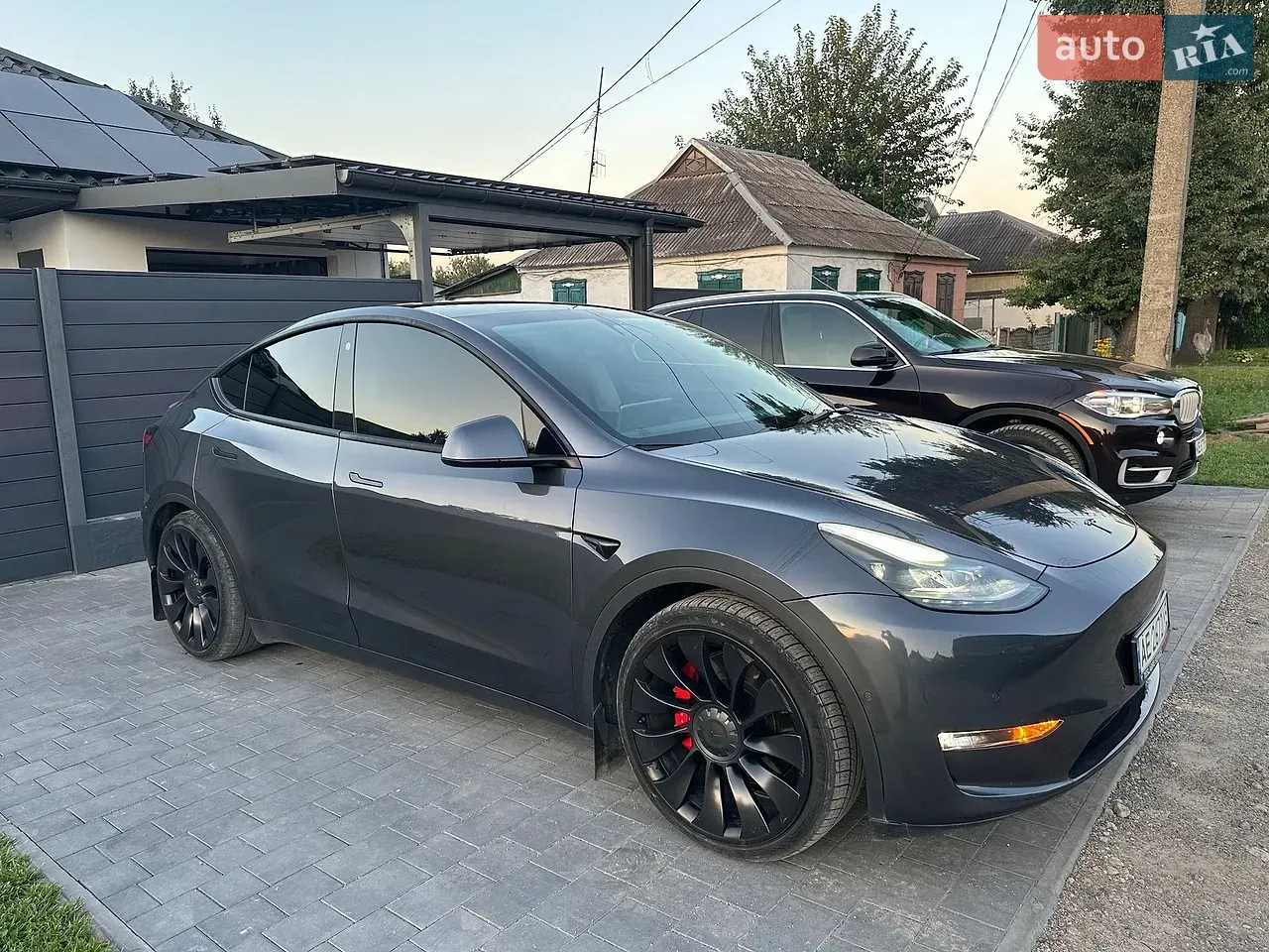 Tesla Model Y 2022 photo 3