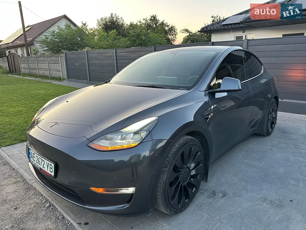Tesla Model Y 2022 photo 4