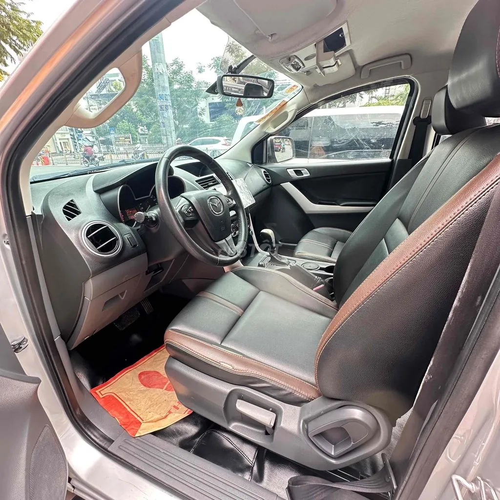 Mazda Bt-50 2015 photo 4