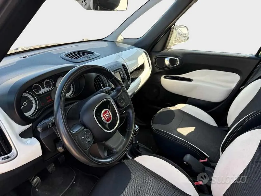 Fiat 500L 2016 photo 3
