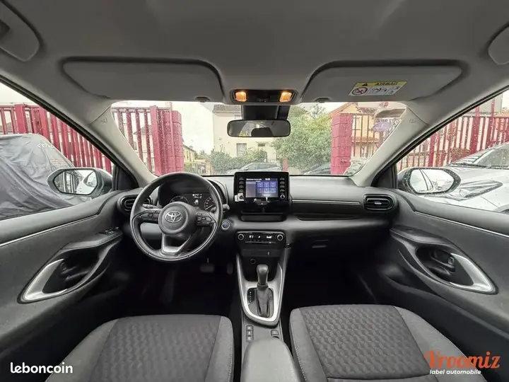 Toyota Yaris 2021 photo 3
