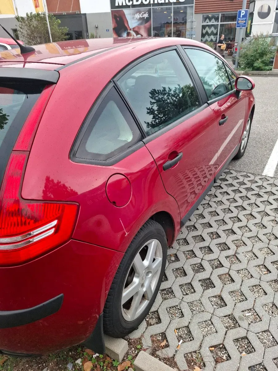 Citroen C4 2007 photo 3