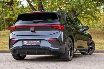 Cupra Born 2023 photo 2