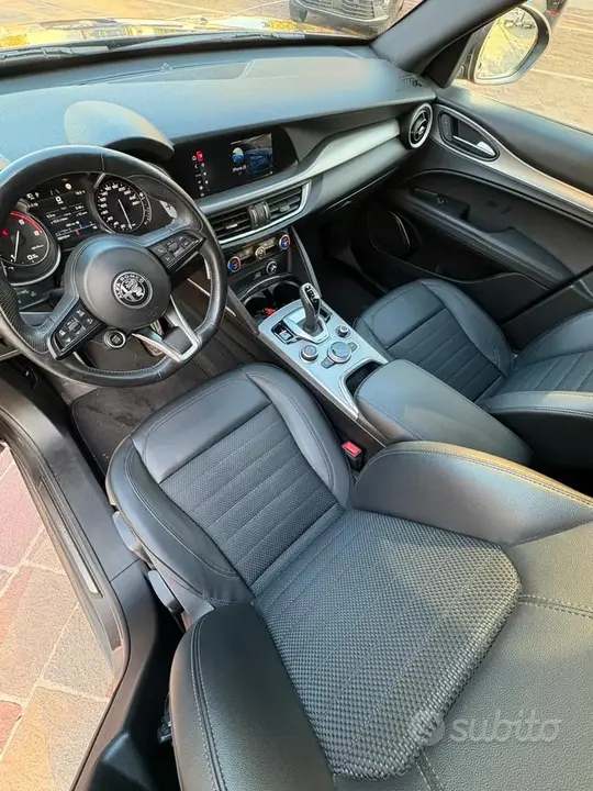 Alfa Romeo Stelvio 2022 photo 5