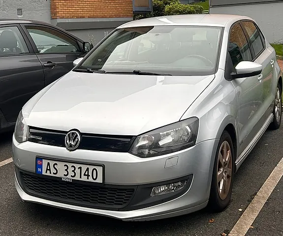 Volkswagen Polo 2012 photo 3