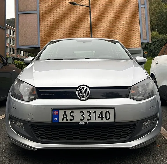 Volkswagen Polo 2012 photo 2