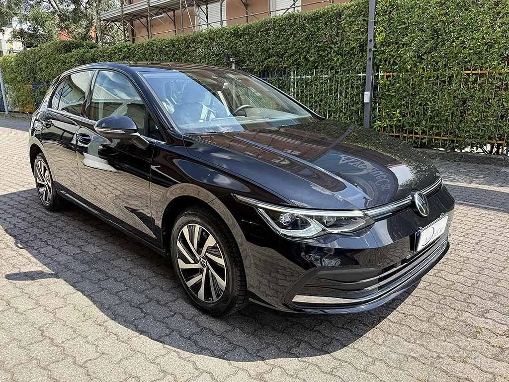 Volkswagen Golf 2022 photo 3
